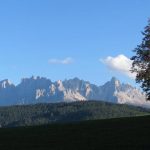 Blick auf die Latemar-Gruppe in Südtirol